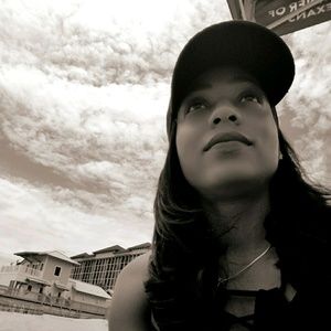 Meet your Posher, Ebony